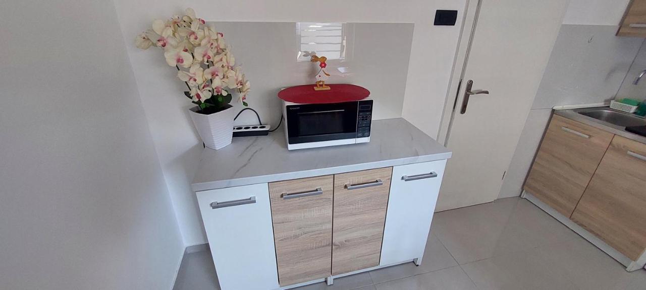 Jo-Ma Apartma - Safe Parking Любляна Экстерьер фото